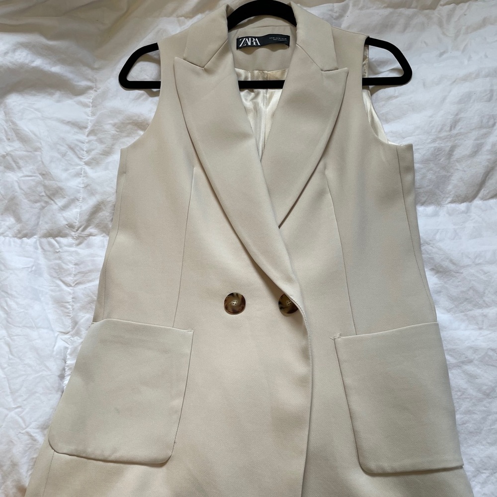 Zara Vest